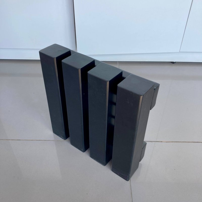 Радиатор WarmMet Power V 60x60 300 -4 секций (черный матовый)